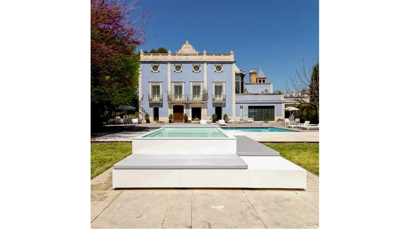 Piscina Prefabricada con Sofá vista 3